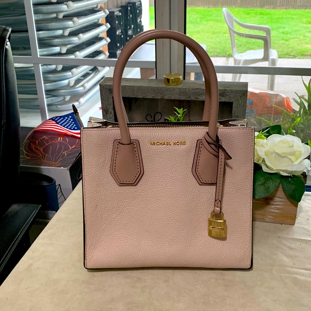 MK small bag.